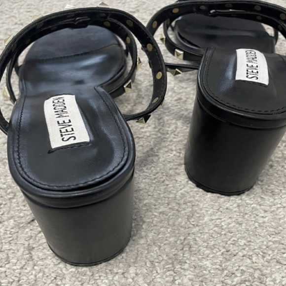 Steve Madden Gold Studded Heeled Sandals NWOT 8 - Picture 2 of 6